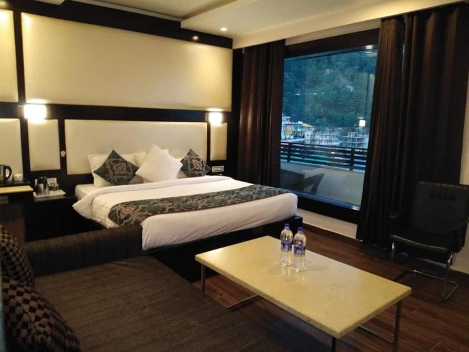Hotel Black Magic Dharamshala Eksteriør billede